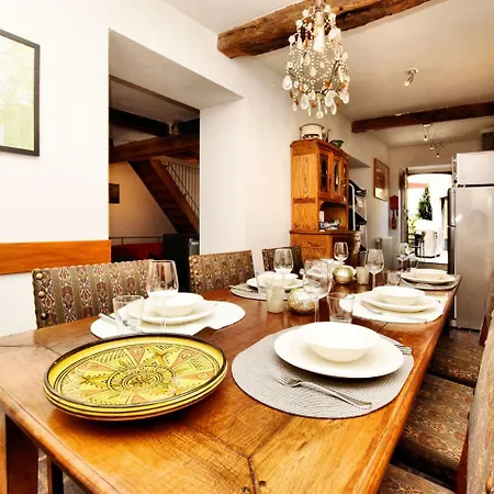 Vintage Holiday Home in Verlaine-Sur-Ourthe with Valley View *