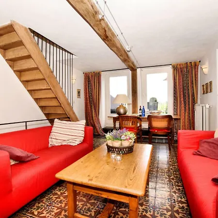 Vintage Holiday Home in Verlaine-Sur-Ourthe with Valley View * Durbuy
