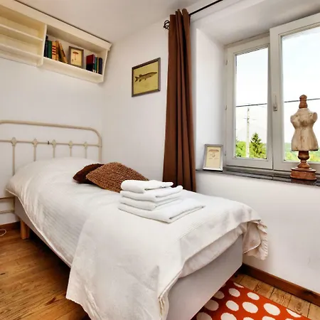Vintage Holiday Home in Verlaine-Sur-Ourthe with Valley View Ferienhaus Durbuy